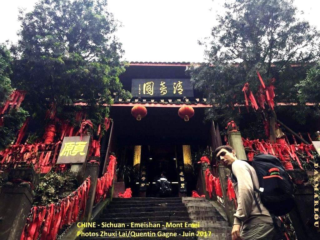 Emeishan 090.JPG